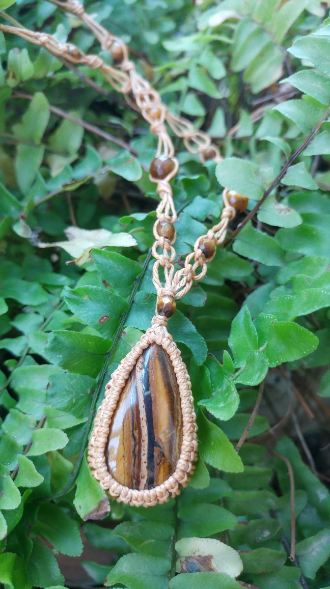 שרשרת עין הנמר - נמכרה