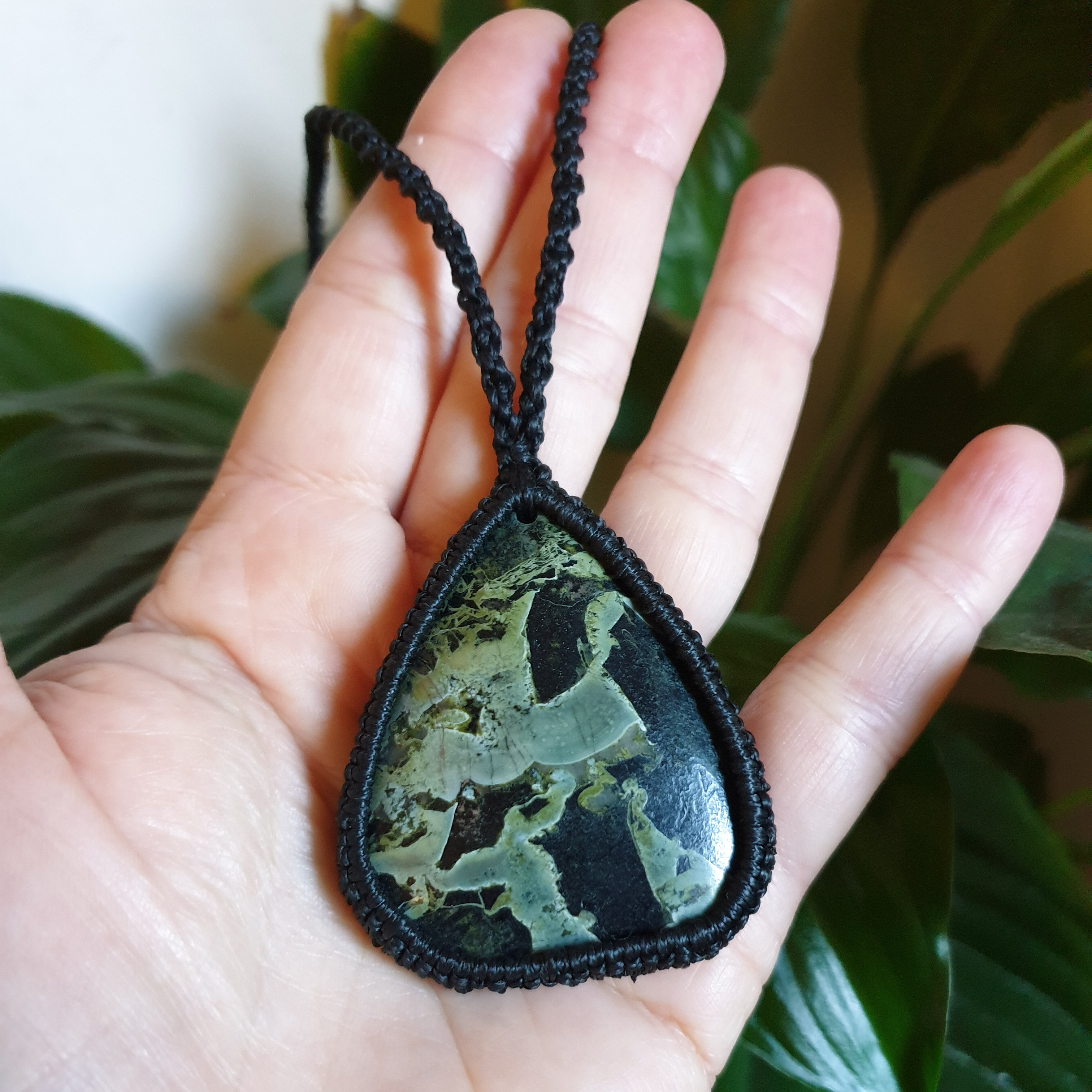 שרשת אבן ג'ספר ירוקה קמבבה