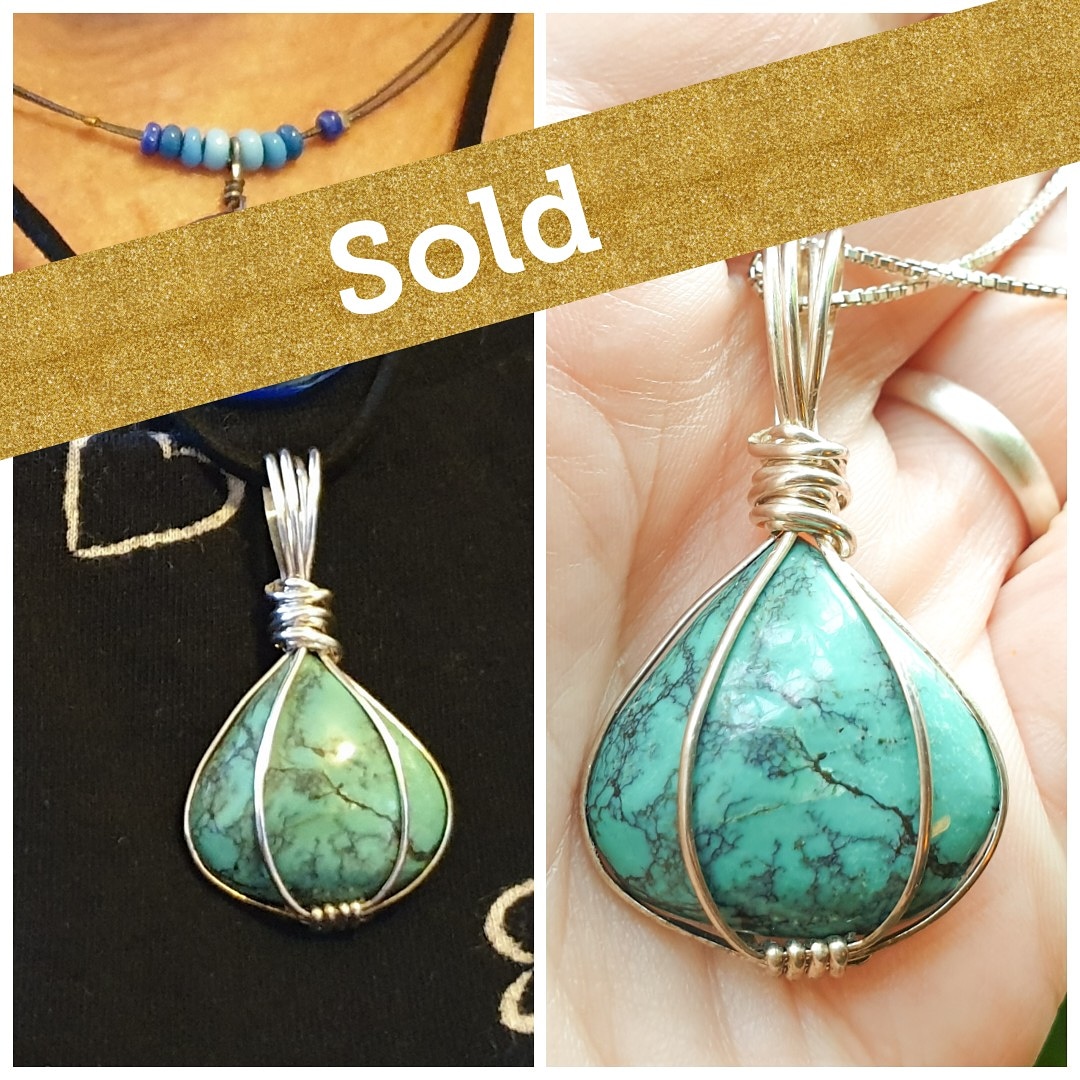 תליון אבן טורקיז טיבטי נמכר