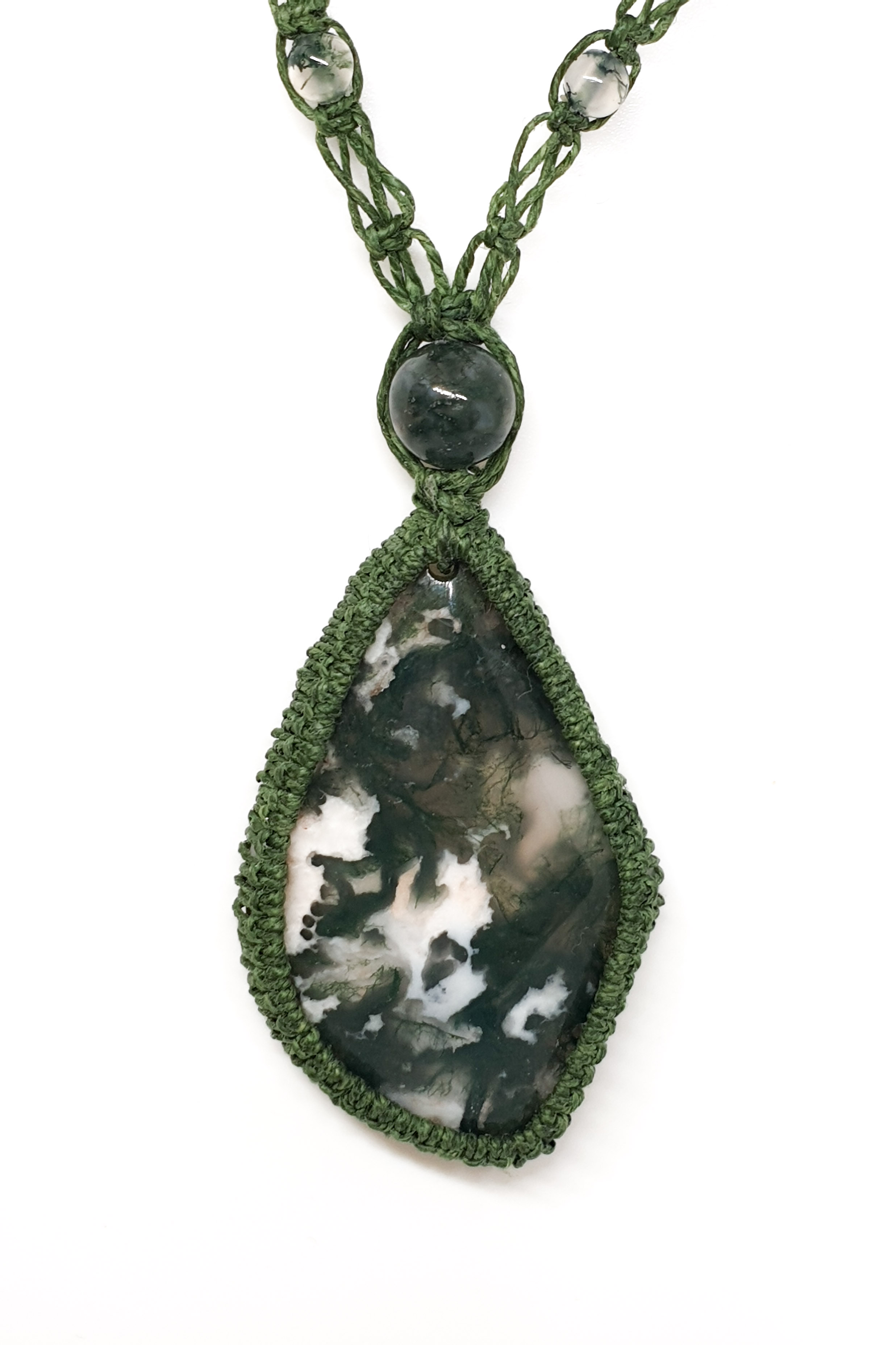 תליון אבן אגת מוס ומקרמה