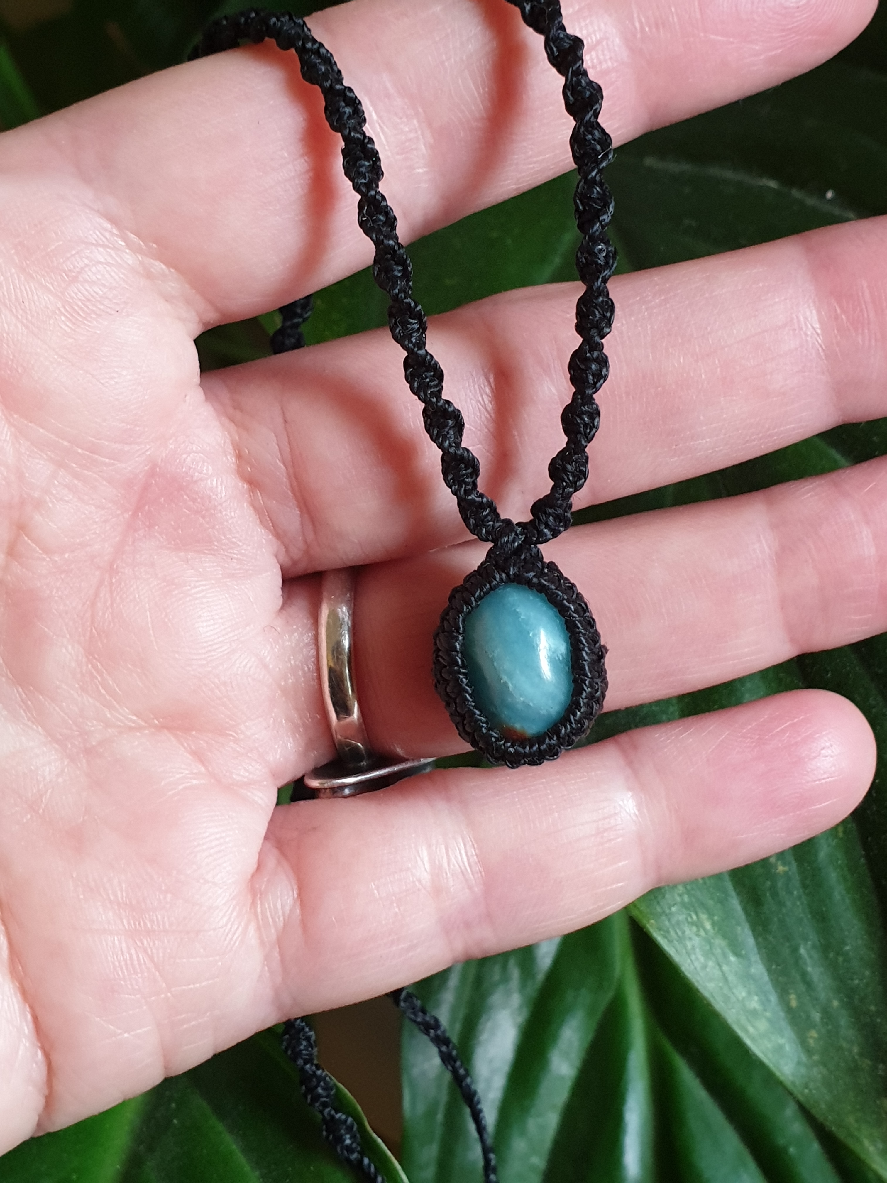 תליון אבן ירוק טורקיז אמזונייט