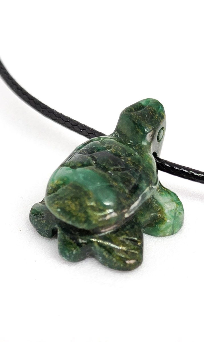 תליון צב מאבן סרפנטיין